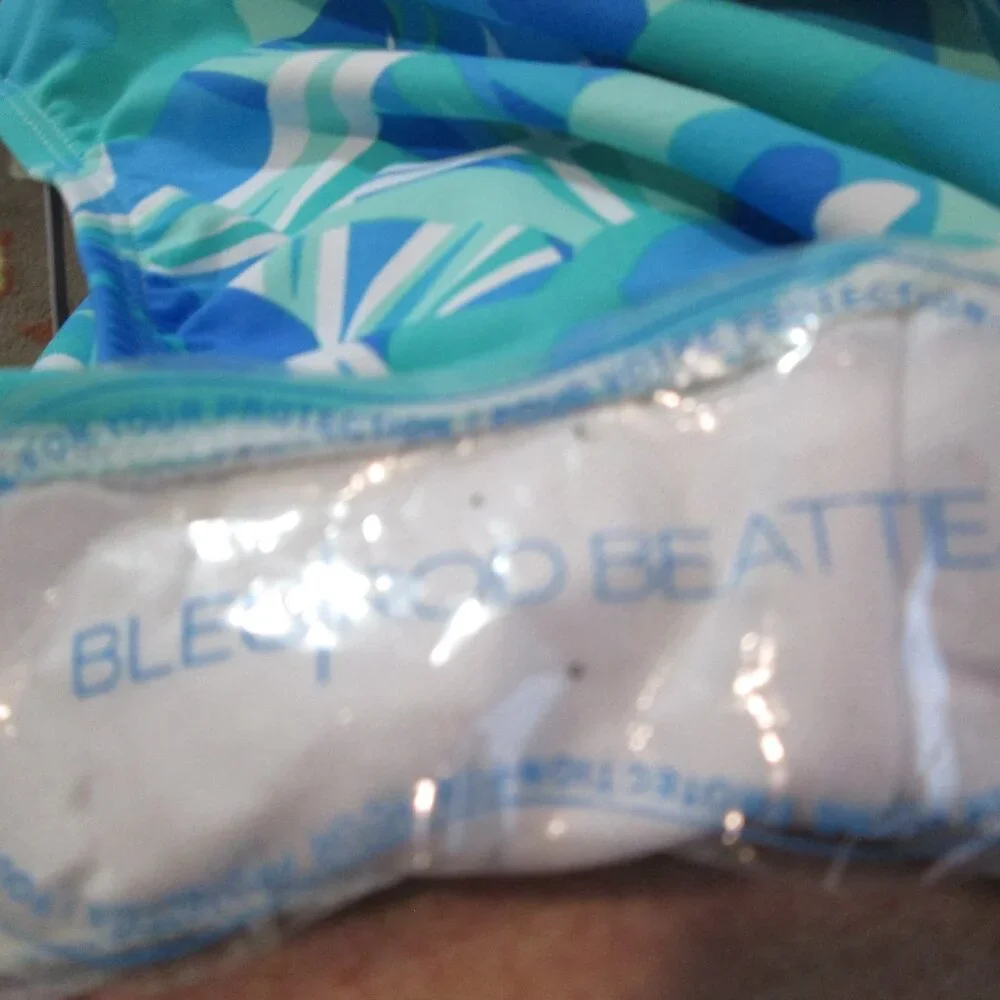 Bleu by Rod Beattie High Neck Cutout Detail Swimsuit NWT Sz 12 - Picture 6 of 9